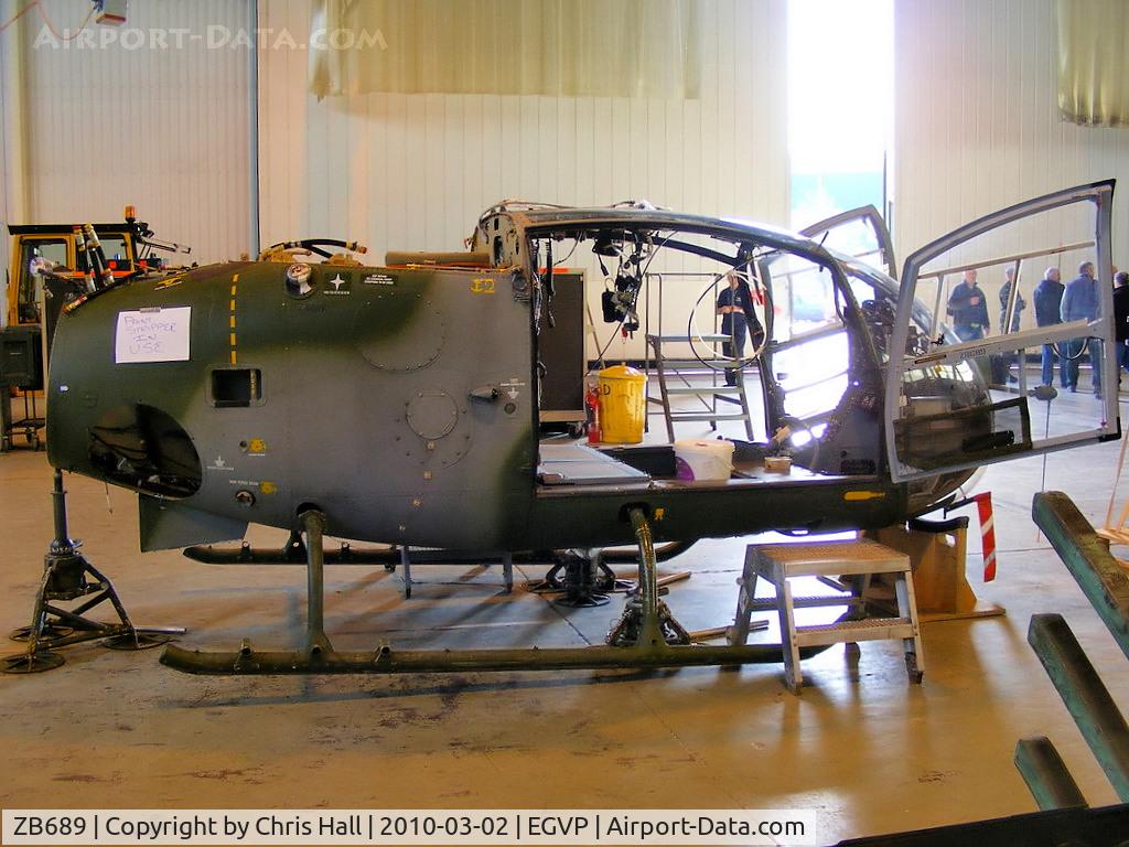 ZB689, Westland SA-341B Gazelle AH1 C/N WA2002, Army Air Corps 671 Sqn Westland SA-341B Gazelle AH1