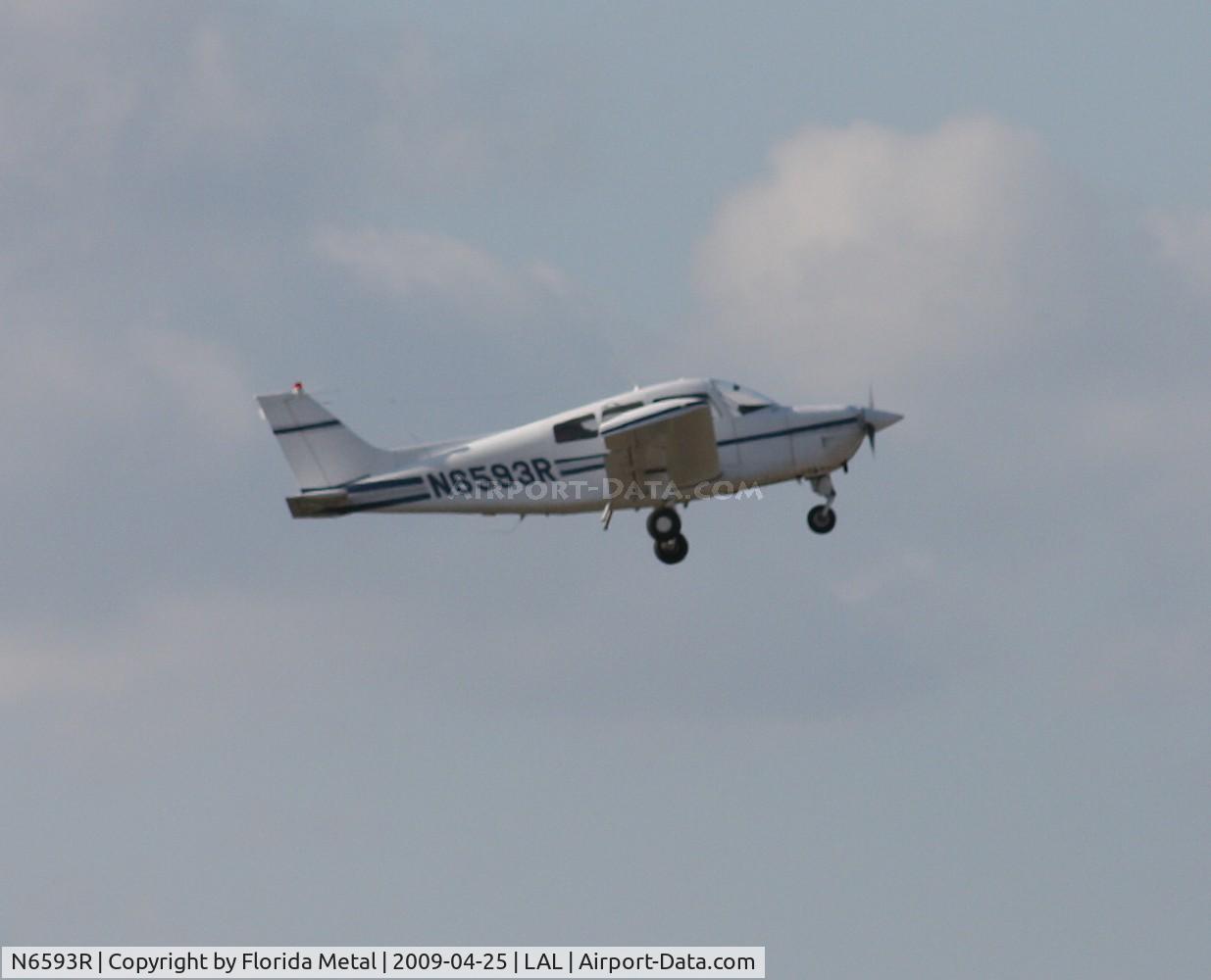 N6593R, 1974 Beech C23 Sundowner 180 C/N M-1602, Beech C23