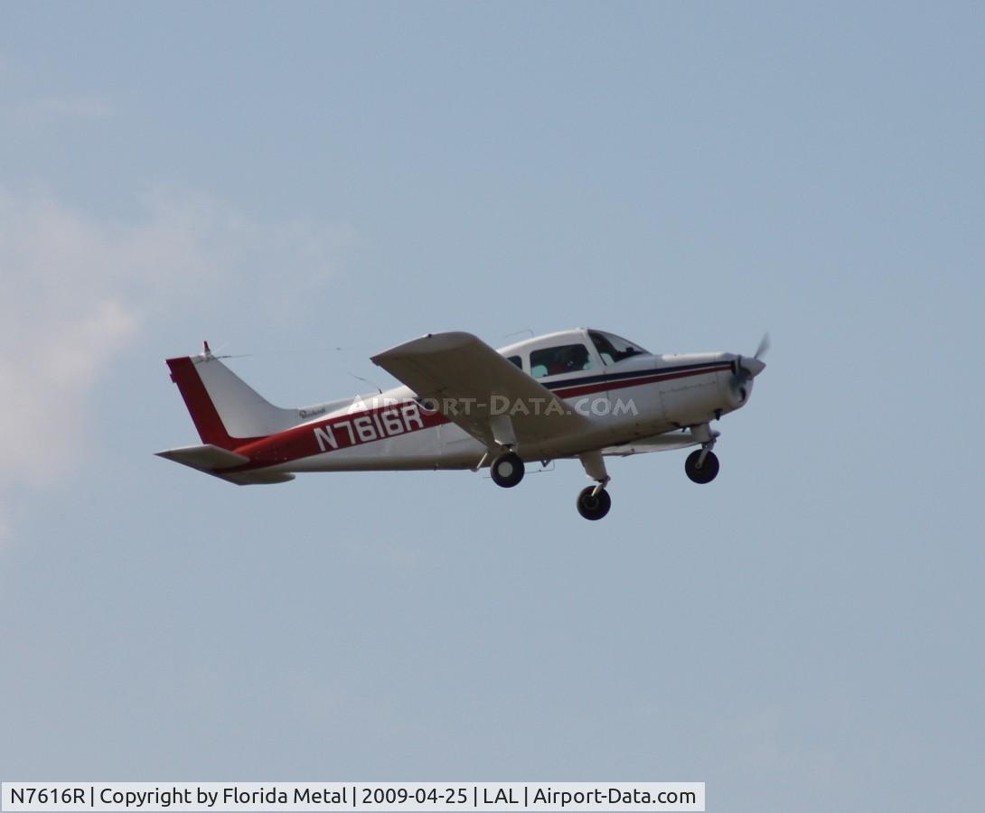 N7616R, 1969 Beech B23 Musketeer C/N M-1239, Beech 23