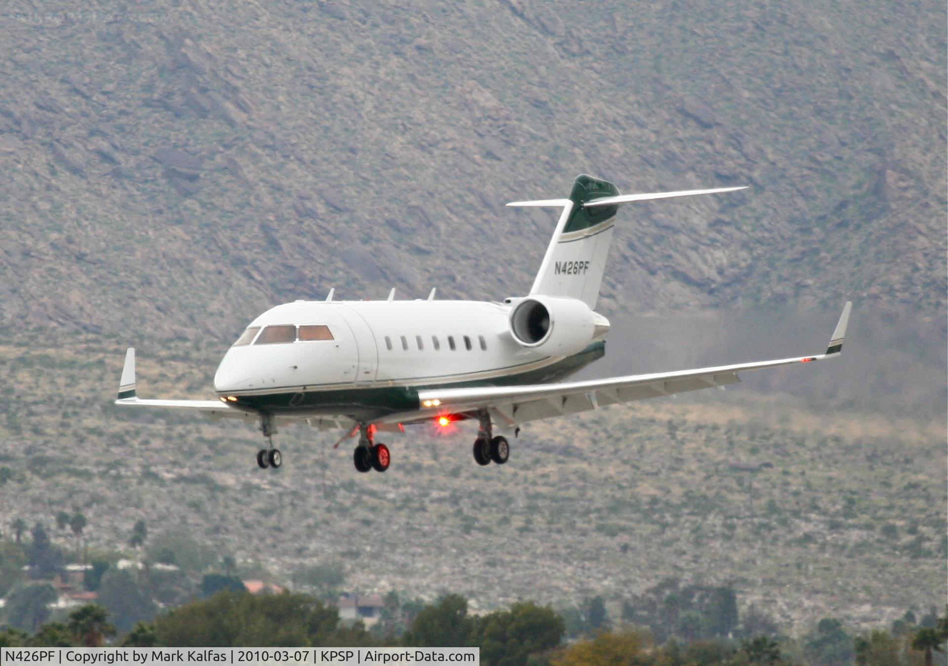 N426PF, 2002 Bombardier Challenger 604 (CL-600-2B16) C/N 5547, SAGITTA LLC, Bombardier Challenger 601-3A, arriving from MMSD (Los Cabos Int'l ) 13R approach KPSP.