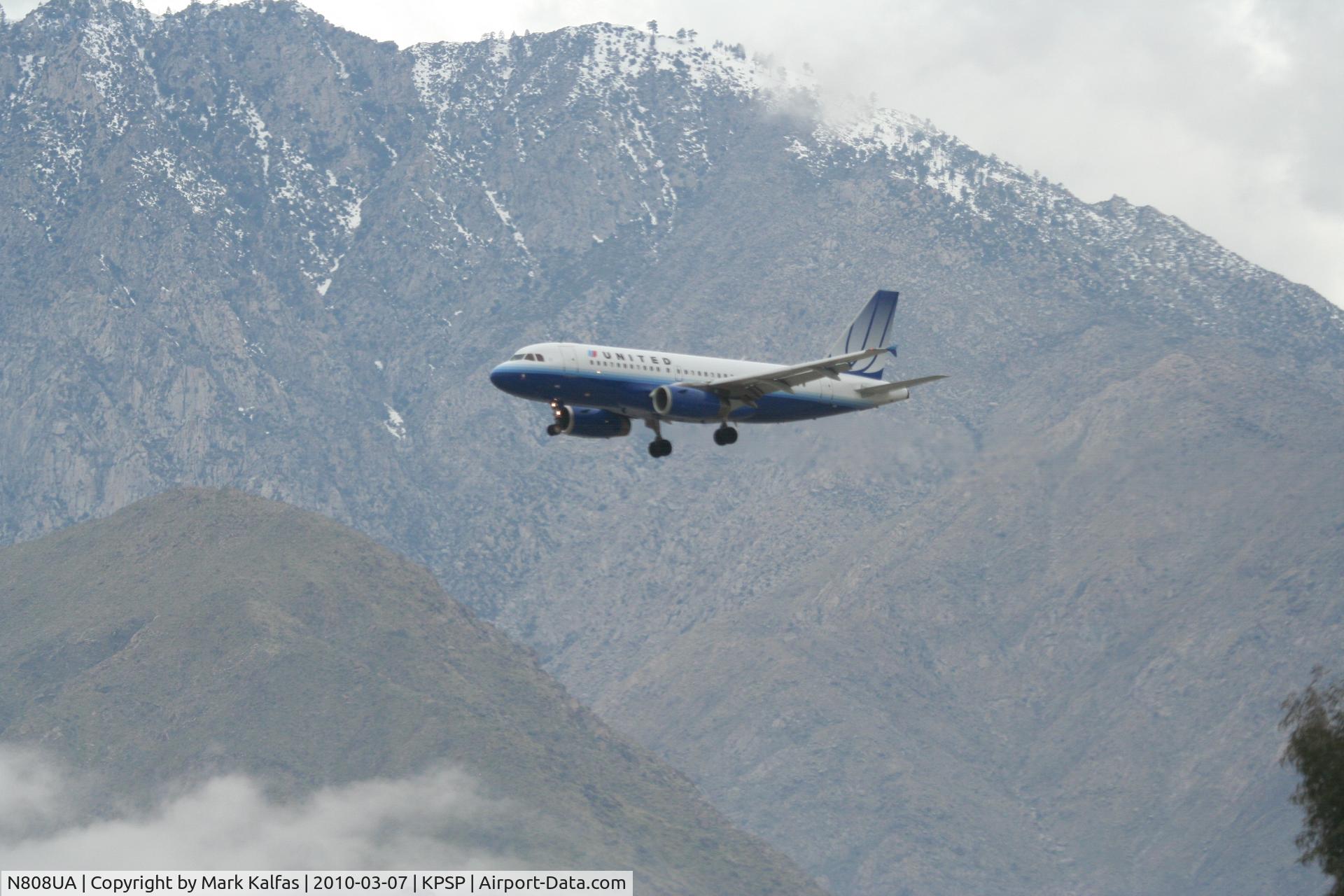 N808UA, 1998 Airbus A319-131 C/N 804, United Airlines Airbus A319-131, N808UA, UAL131 arriving 13R KPSP from KORD.