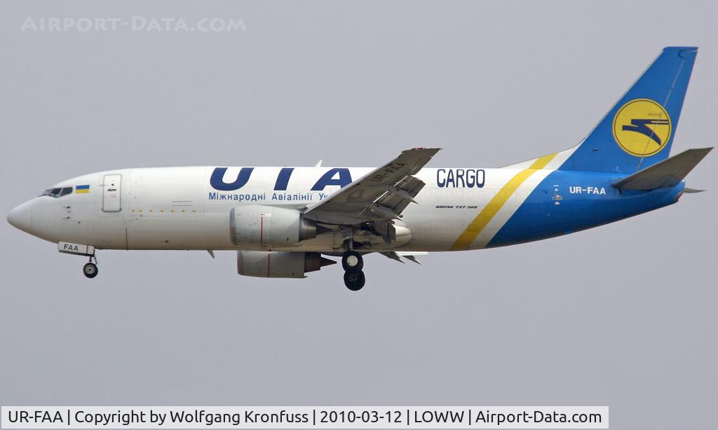 UR-FAA, 1989 Boeing 737-3Y0(F) C/N 24462, UIA Cargo