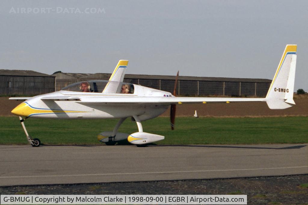 G-BMUG, 1986 Rutan Long-EZ C/N PFA 074A-10987, Rutan 61 Long-EZ at Breighton Airfield, UK in 1998.