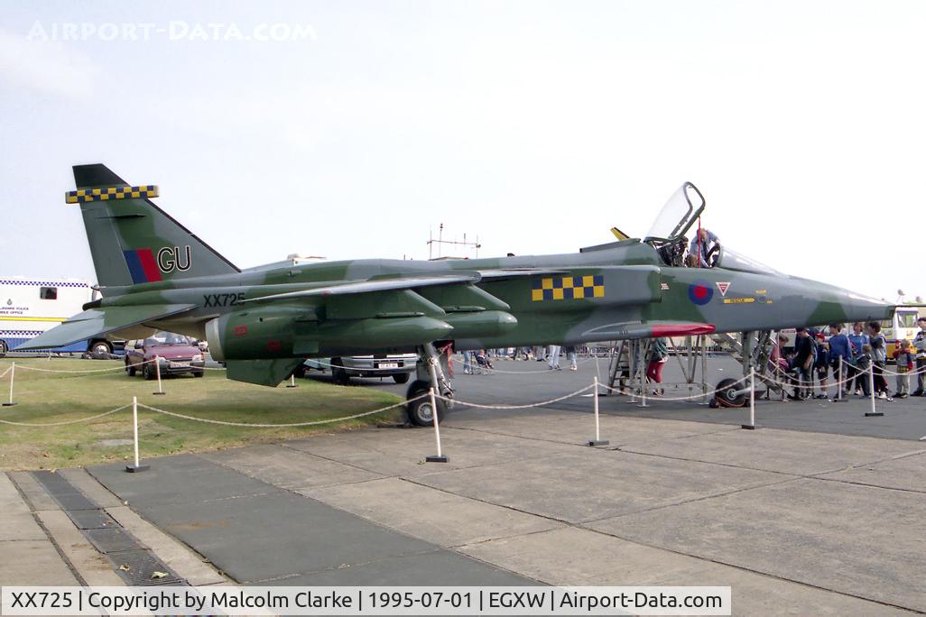 XX725, Sepecat Jaguar GR.1 Replica C/N None, Sepecat Jaguar GR1 Replica at RAF Waddington in 1995.