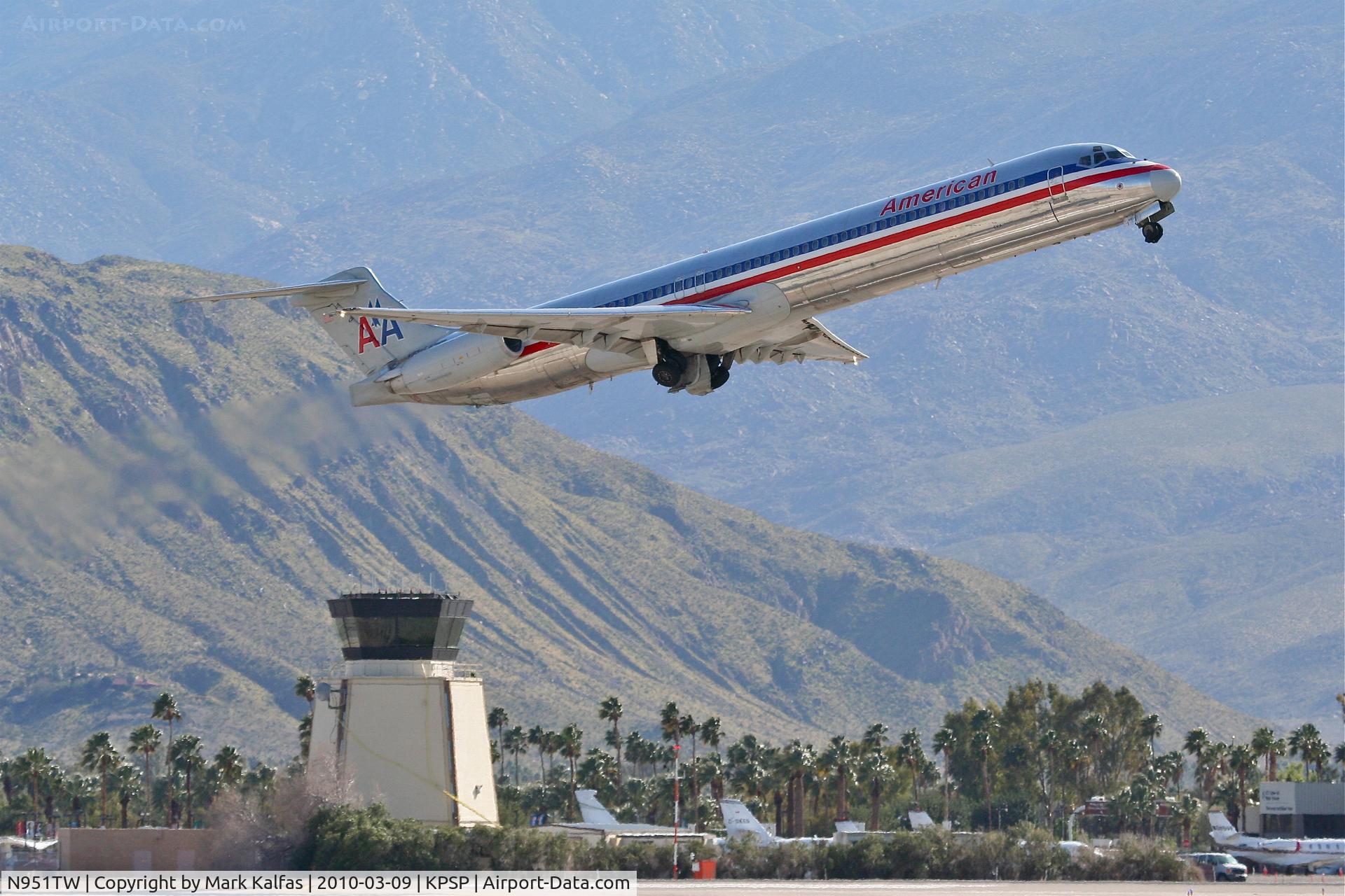 N951TW, 1996 McDonnell Douglas MD-83 (DC-9-83) C/N 53470, American Airlines Mcdonnell Douglas DC-9-83(MD-83), AAL1832 to KORD, 31L departure KPSP.