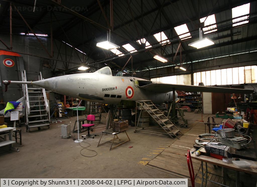 3, Sud-Est SE.5003 Baroudeur C/N 3, SE5003 Baroudeur s/n 3 on restoration at Dugny
