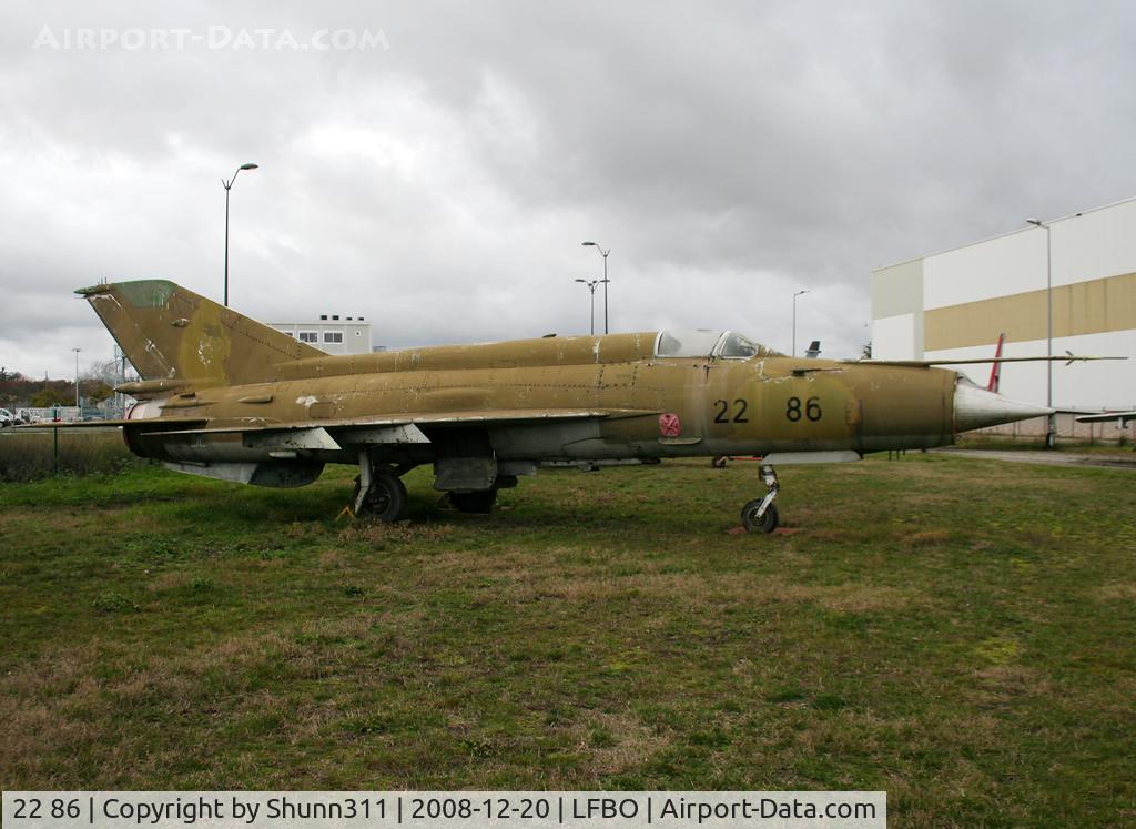 22 86, Mikoyan-Gurevich MiG-21M C/N 960513, Preserved inside Old Wings Association