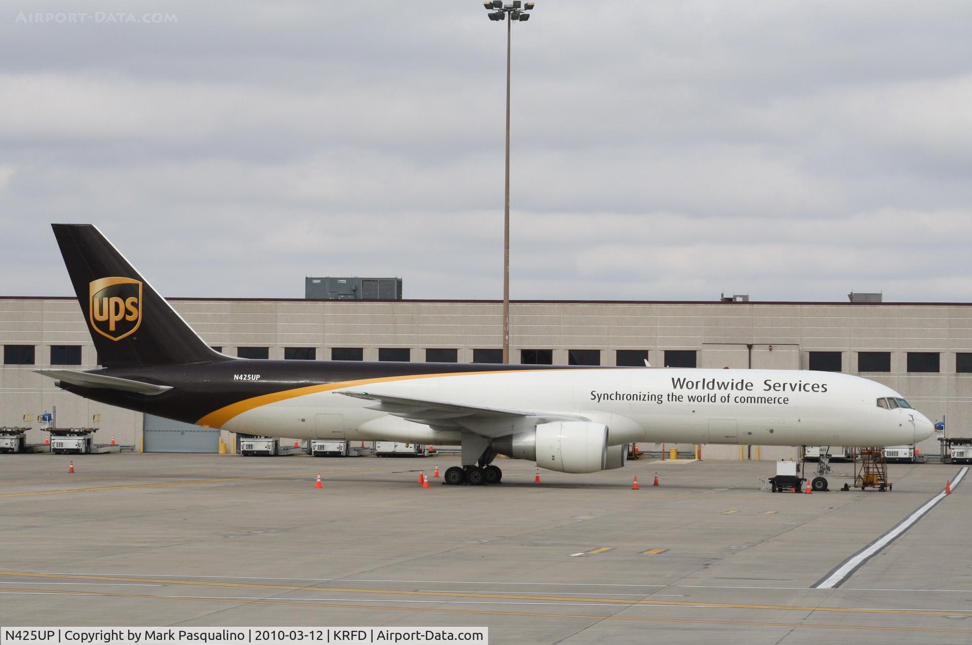 N425UP, 1995 Boeing 757-24APF C/N 25370, Boeing 757-200F