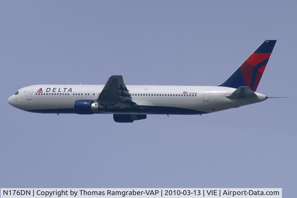 N176DN, 1990 Boeing 767-332 C/N 25061, Delta Airlines Boeing 767-300