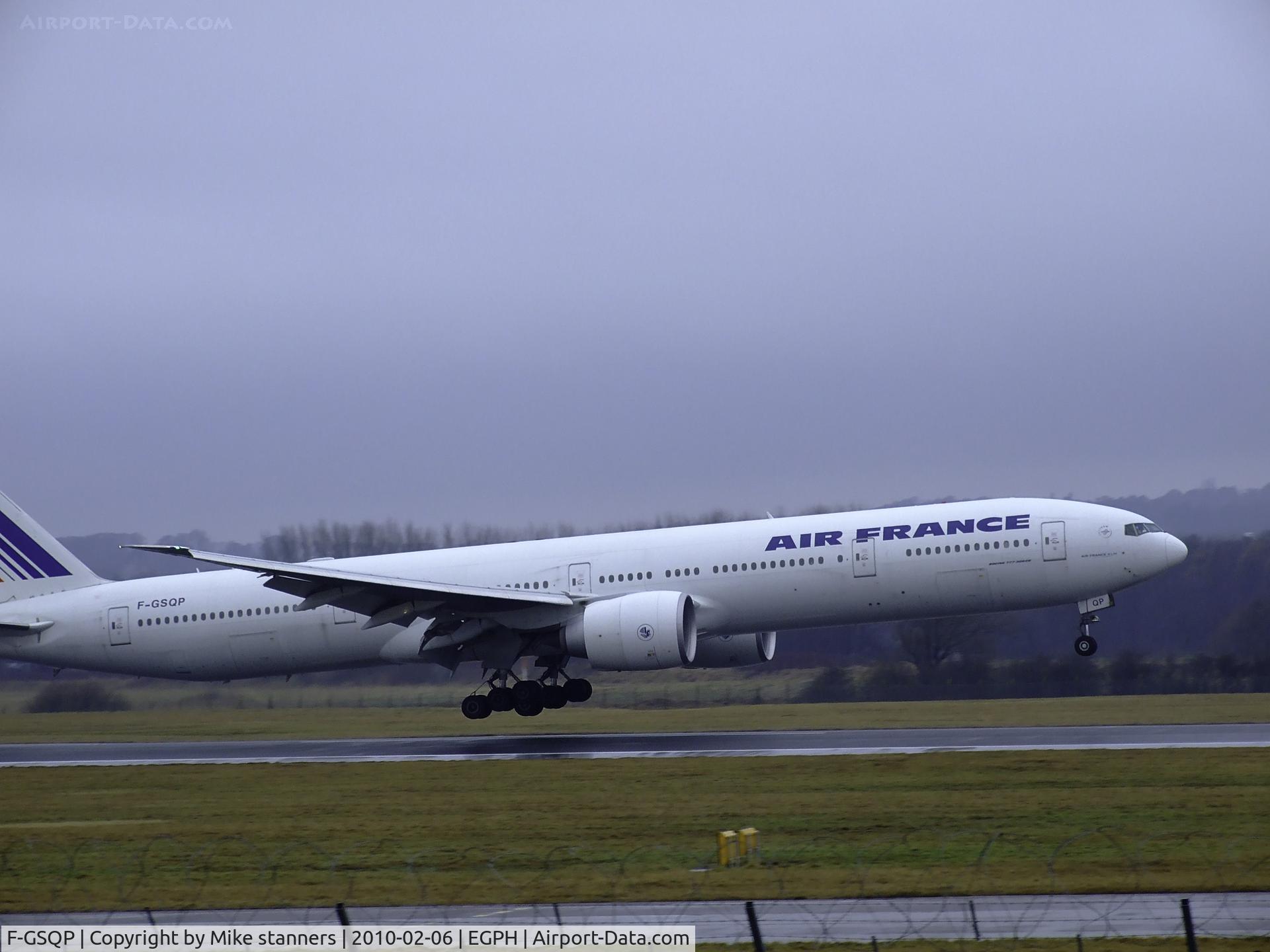 F-GSQP, 2006 Boeing 777-328/ER C/N 35676, AFR B773 Seconds before touching down on runway 06 at EDI