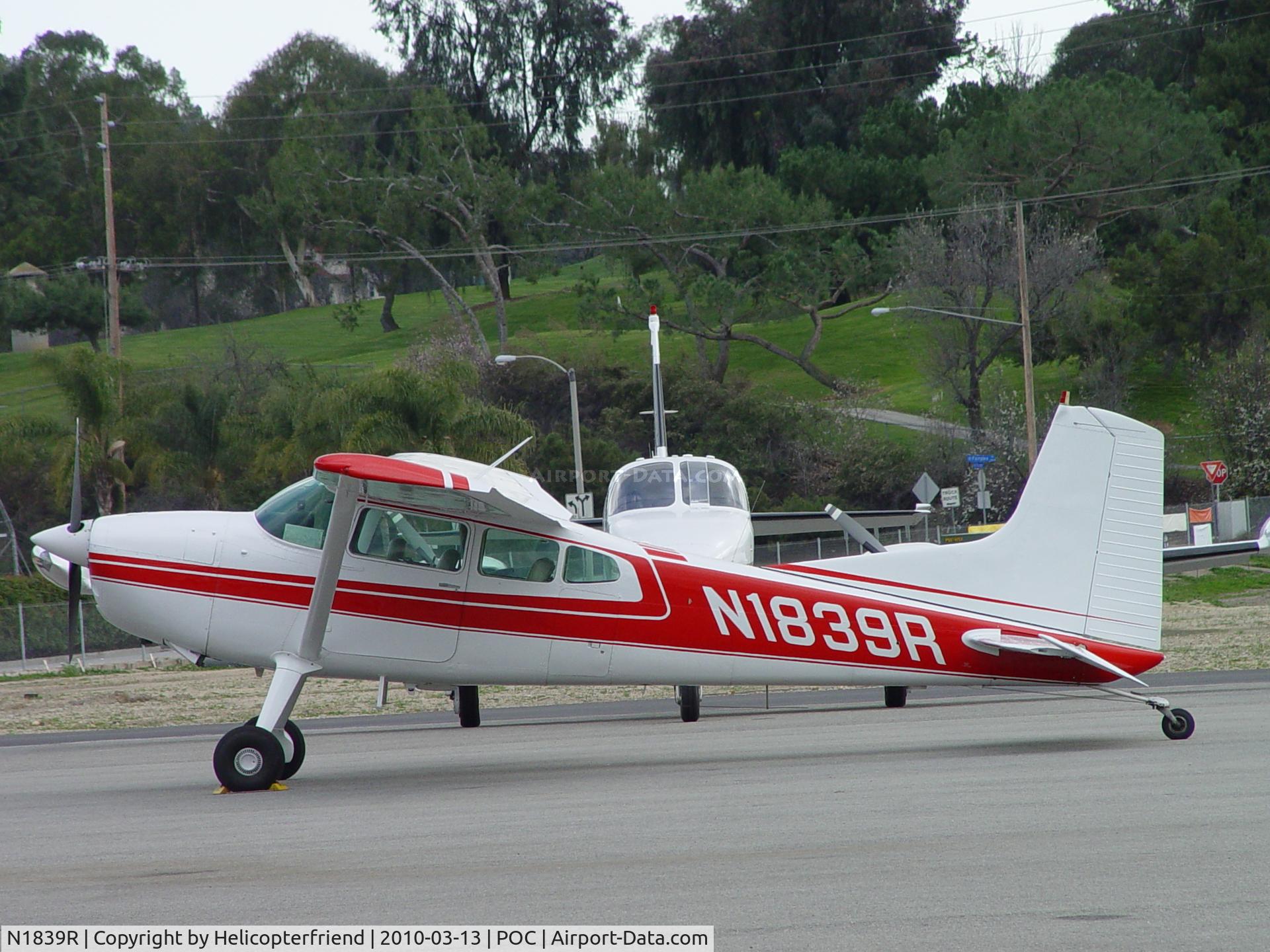 N1839R, 1974 Cessna A185F Skywagon 185 C/N 18502554, Parked at Howard Aviation