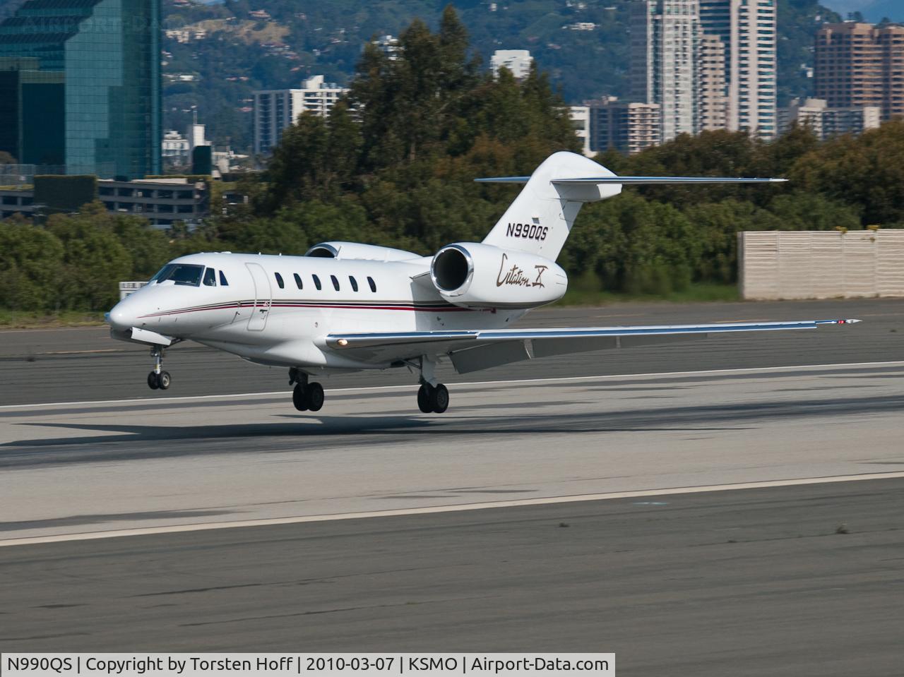 N990QS, 2002 Cessna 750 Citation X C/N 750-0190, N990QS arriving on RWY 21