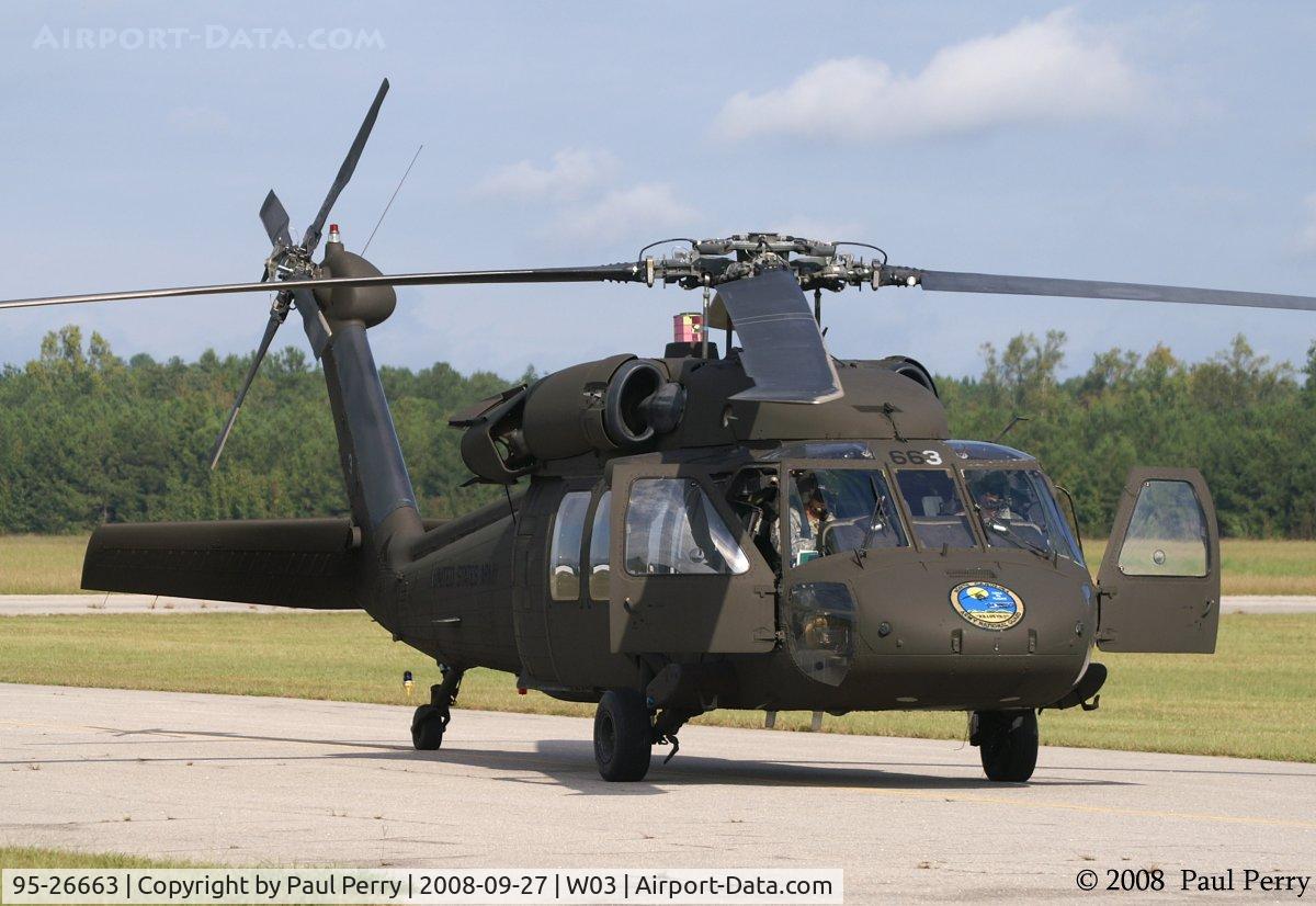95-26663, 1995 Sikorsky UH-60L Black Hawk C/N 70-2188, Opening up for the crowds