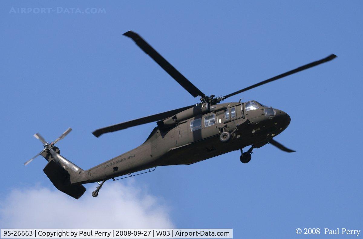 95-26663, 1995 Sikorsky UH-60L Black Hawk C/N 70-2188, Doing a little demo for the fly-in