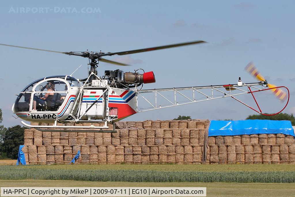 HA-PPC, 1960 Sud SA-313B Alouette II C/N 1500, Setting down to land at Breighton.