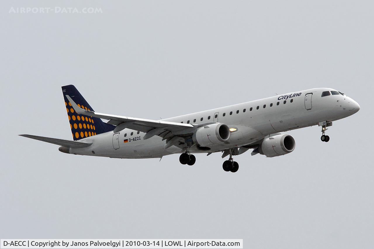 D-AECC, 2009 Embraer 190LR (ERJ-190-100LR) C/N 19000333, Lufthansa CityLine  Embraer ERJ-190-100LR ta approach RWY27 in LOWL/LNZ