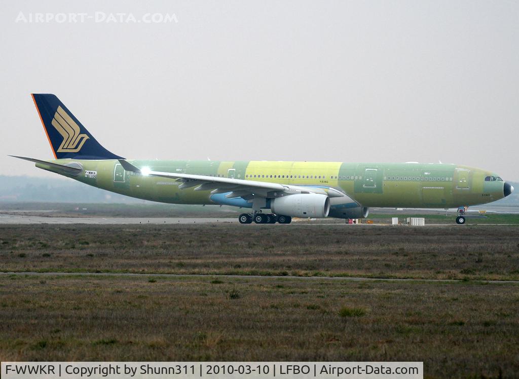 F-WWKR, 2010 Airbus A330-343X C/N 1105, C/n 1105 - For Singapore Airlines