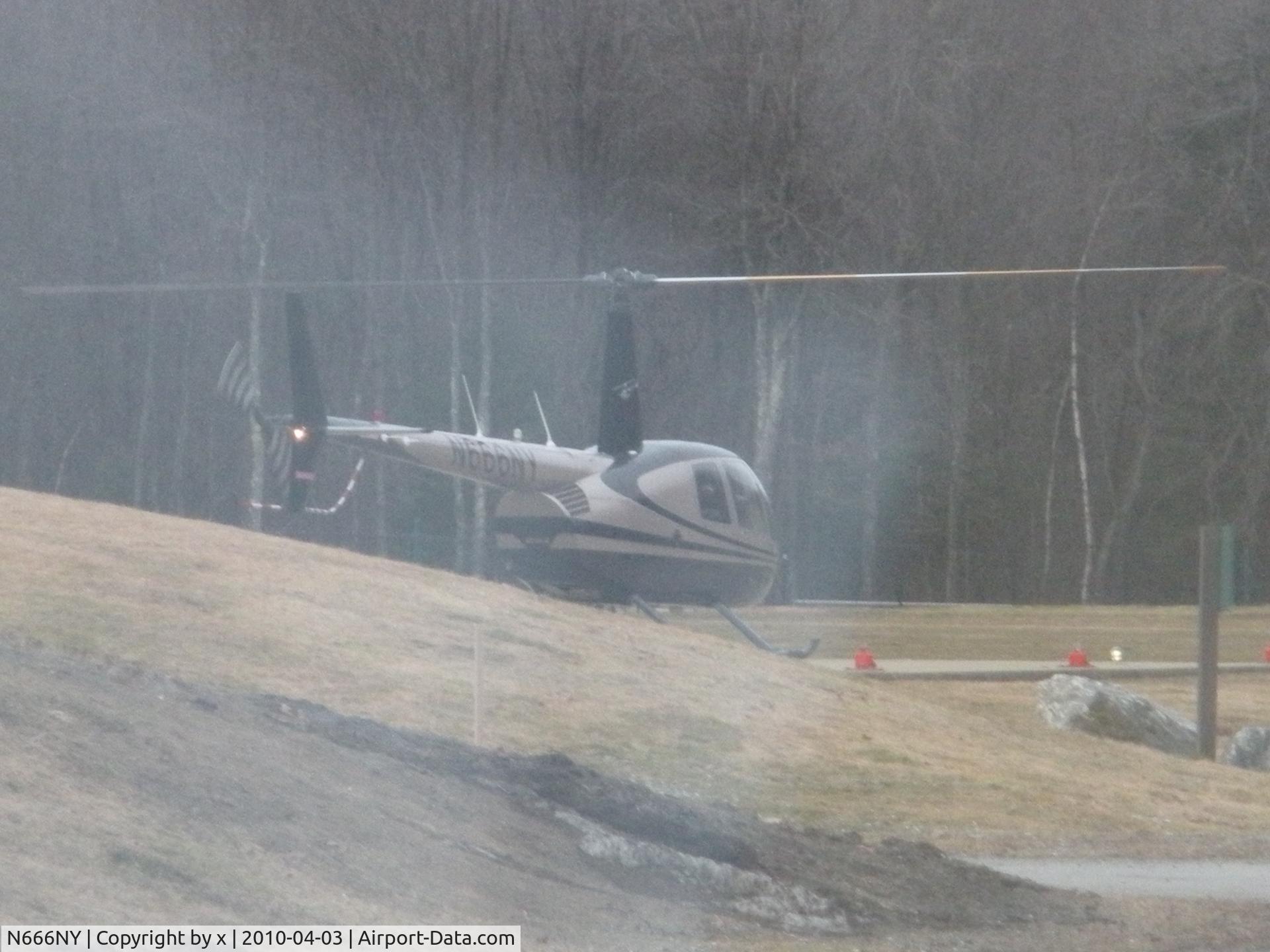 N666NY, 2007 Robinson R44 C/N 1679, x
