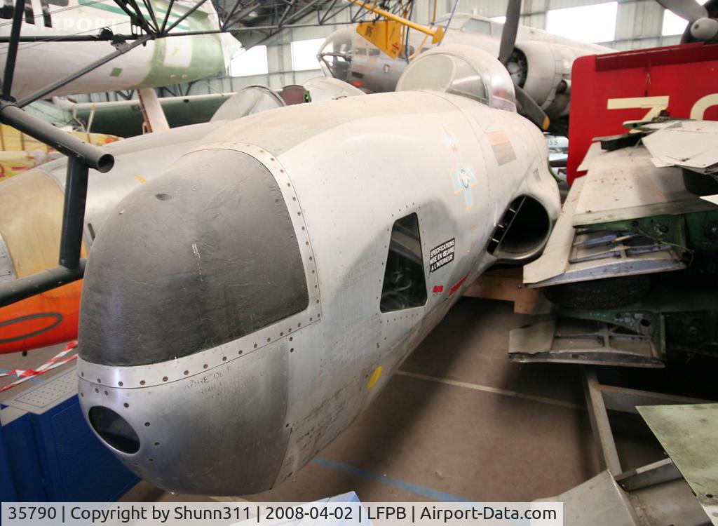 35790, Lockheed RT-33A Shooting Star C/N 580-9199, Stored at Dugny