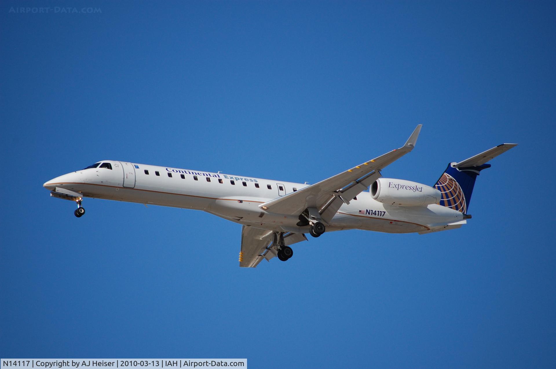 N14117, 2002 Embraer ERJ-145XR (EMB-145XR) C/N 145674, Short final 26L