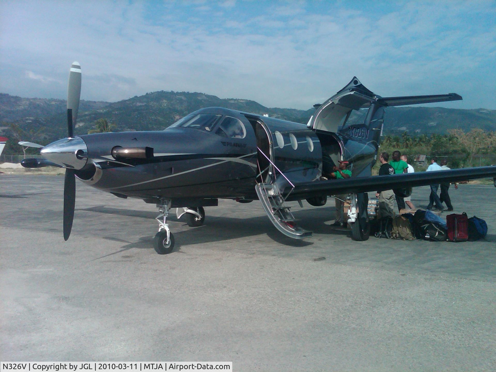 N326V, 2006 Pilatus PC-12/47 C/N 733, Performing Haiti Relief Work