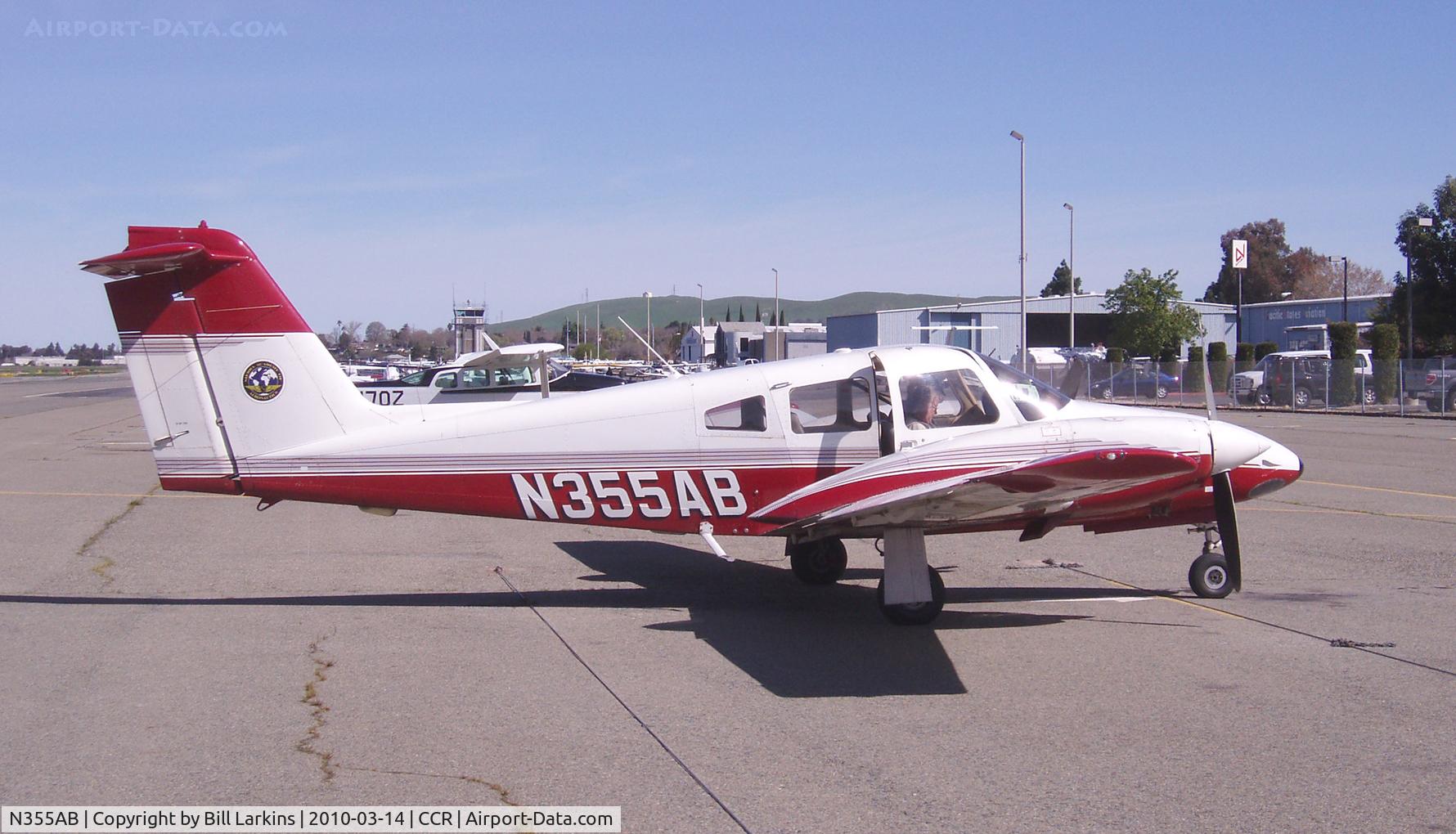 N355AB, 2001 Piper PA-44-180 Seminole C/N 4496093, Visitor