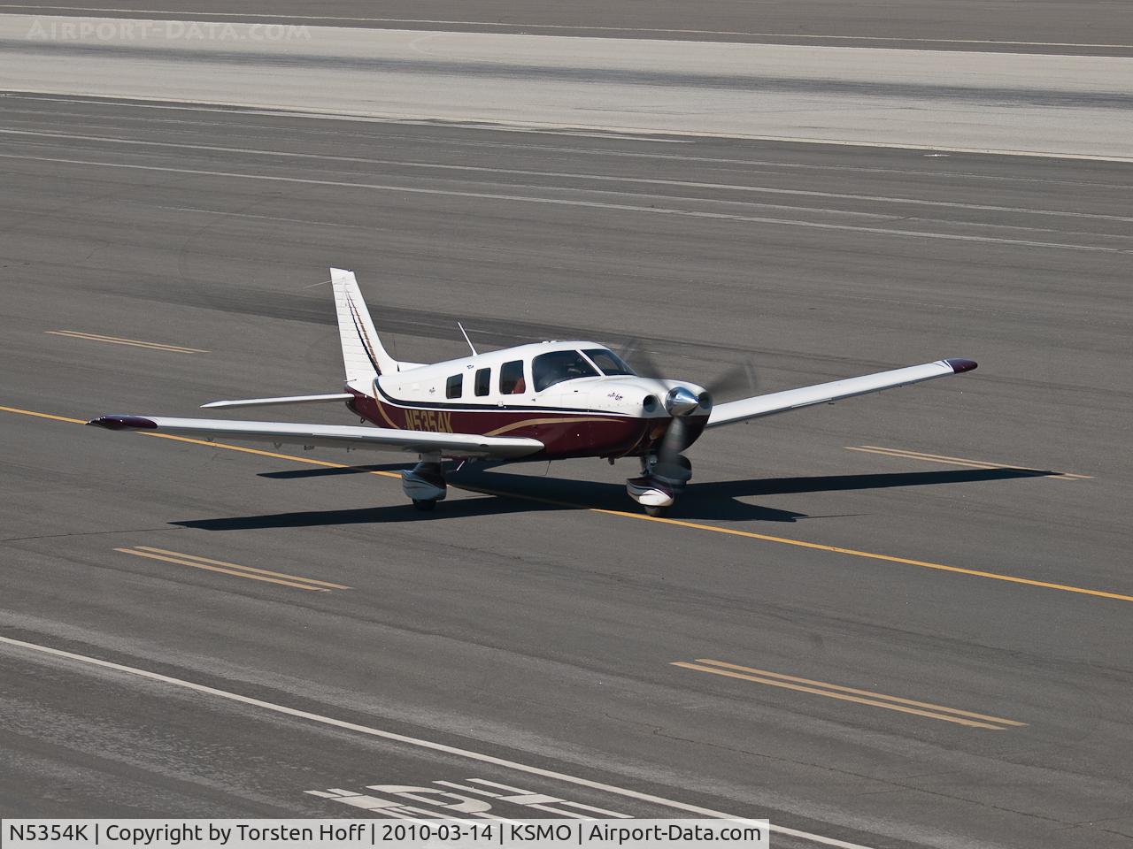 N5354K, 2005 Piper PA-32-301XTC Saratoga C/N 3255033, N5354K taxiing