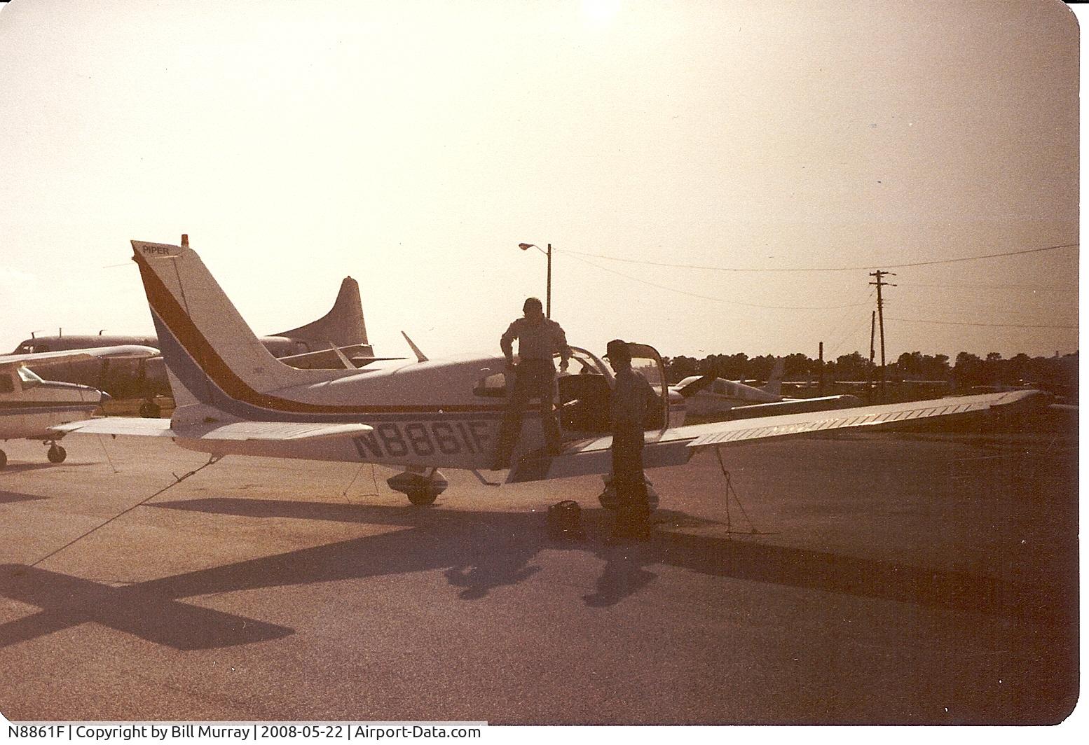 N8861F, 1976 Piper PA-28-151 C/N 28-7715292, N8861F - my first airplane