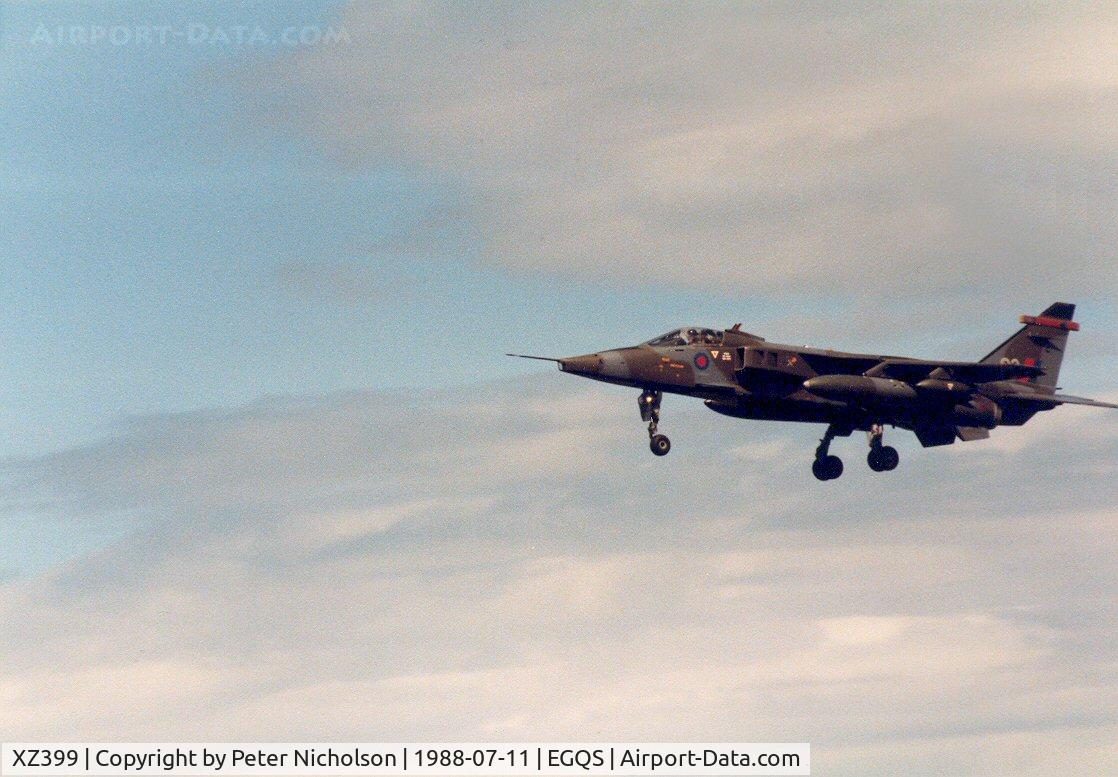 XZ399, 1977 Sepecat Jaguar GR.1A C/N S.164, Jaguar GR.1A of 226 Operational Conversion Unit on final approach to Runway 23 at RAF Lossiemouth in the Summer of 1988.