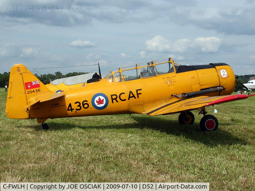 C-FWLH, Canadian Car & Foundry T-6 Harvard Mk.4 C/N CCF4-227, At Geneseo