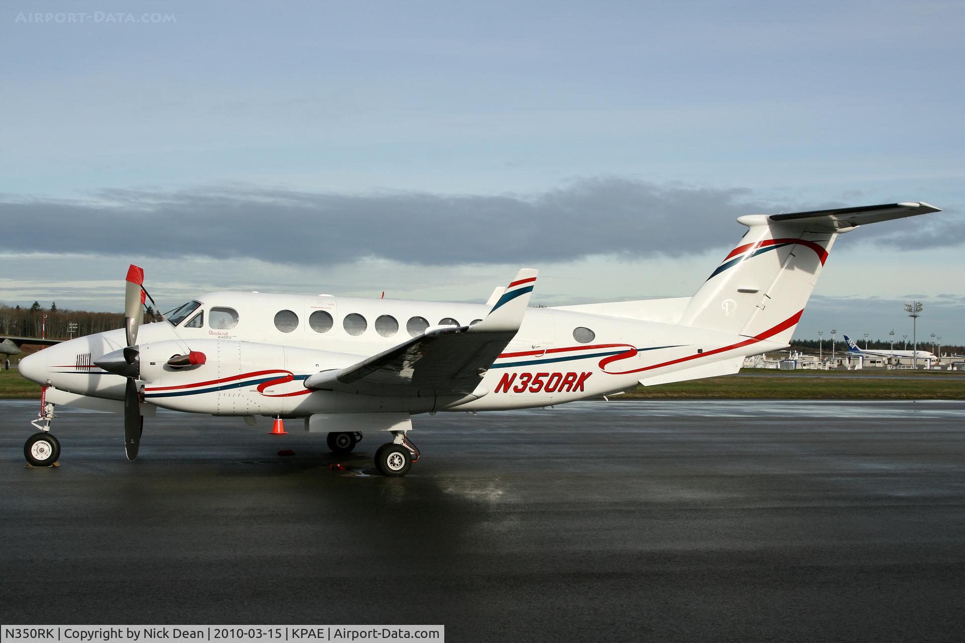 N350RK, Raytheon Aircraft Company B300 C/N FL-516, KPAE