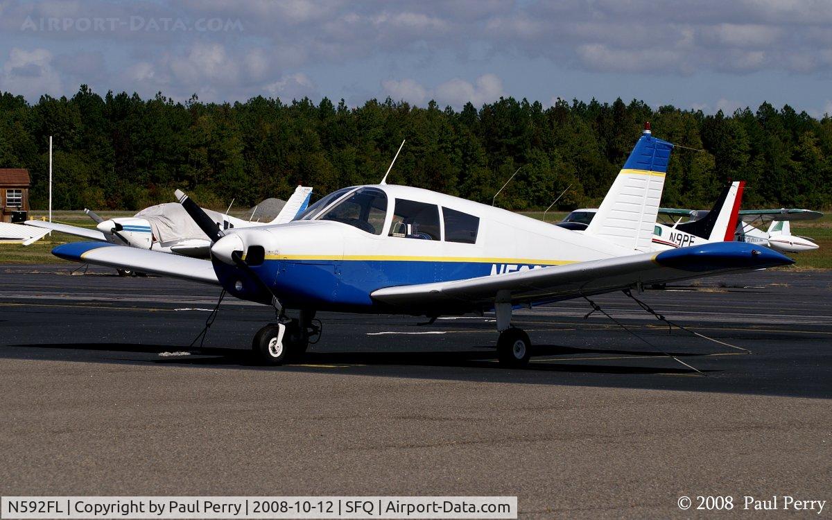 N592FL, 1971 Piper PA-28-140 C/N 28-7125455, Spending a little time on the ramp