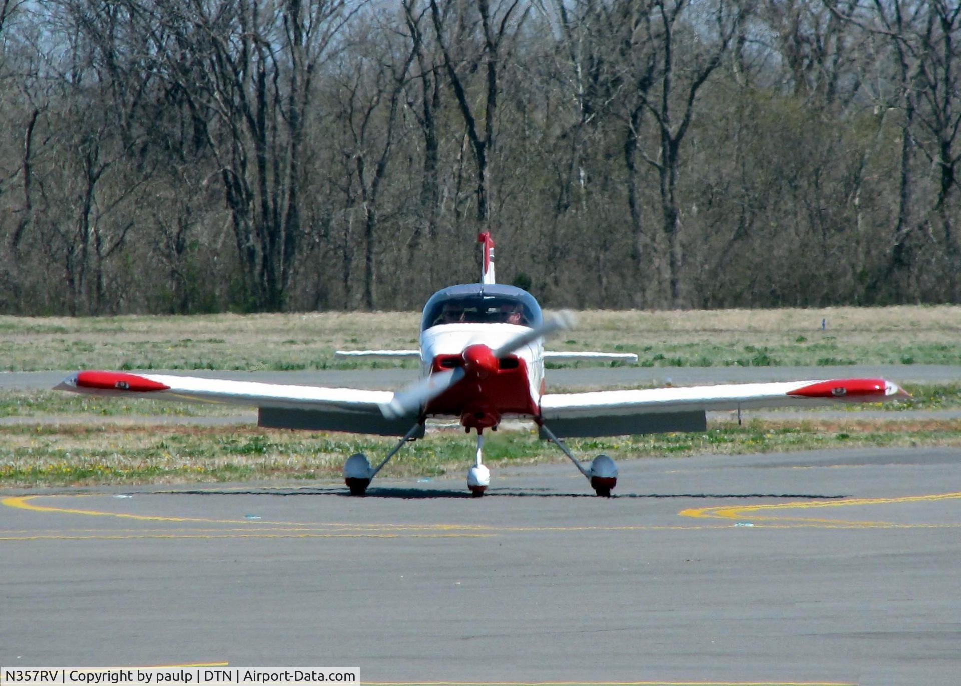 N357RV, 2005 Vans RV-7A C/N 70572, Taxiing after landing at Downtown Shreveport.