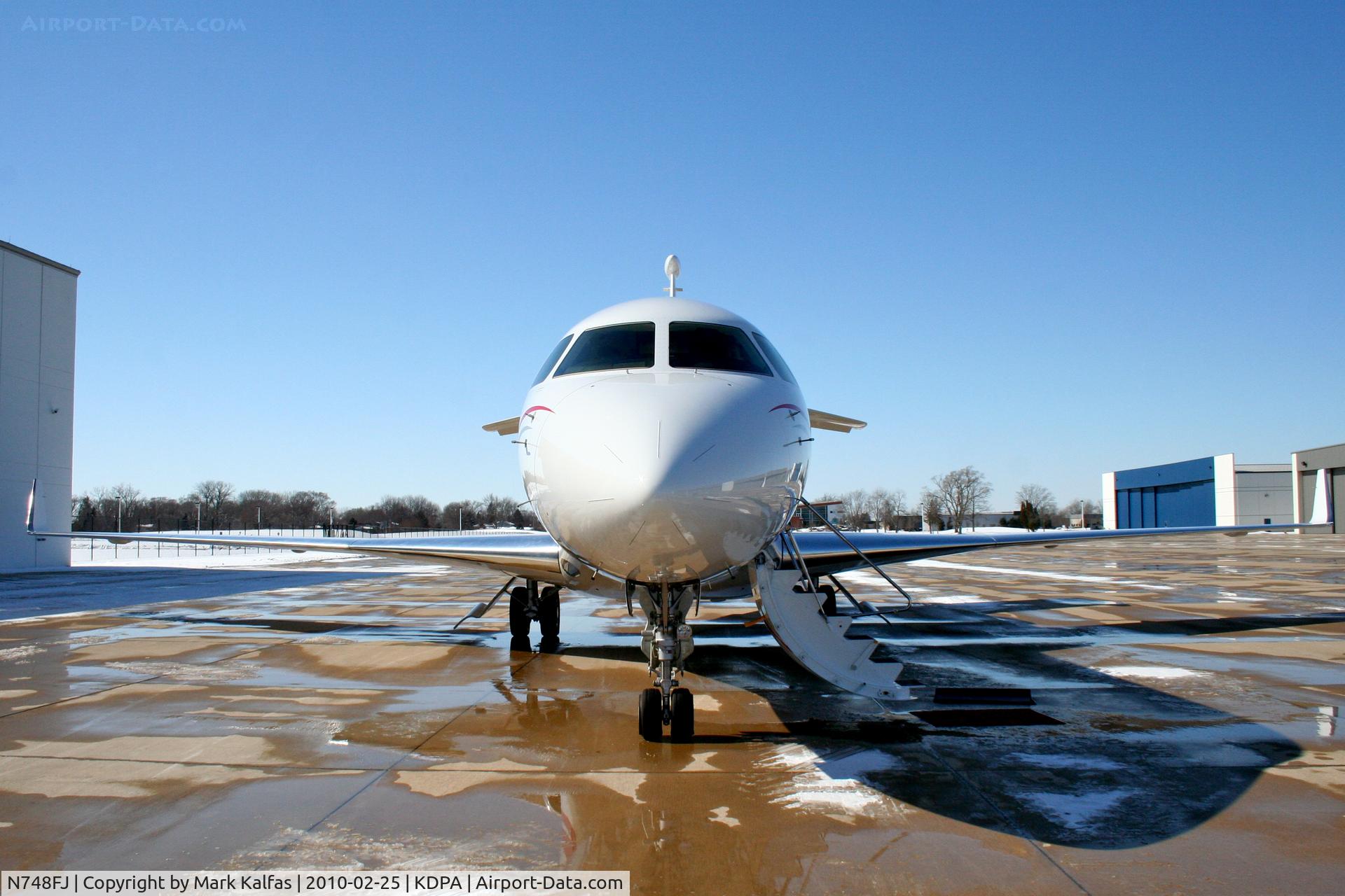 N748FJ, 2008 Dassault Falcon 7X C/N 48, Dassault Aviation FALCON 7X, N748FJ, on the ramp at KDPA after a demo flight.