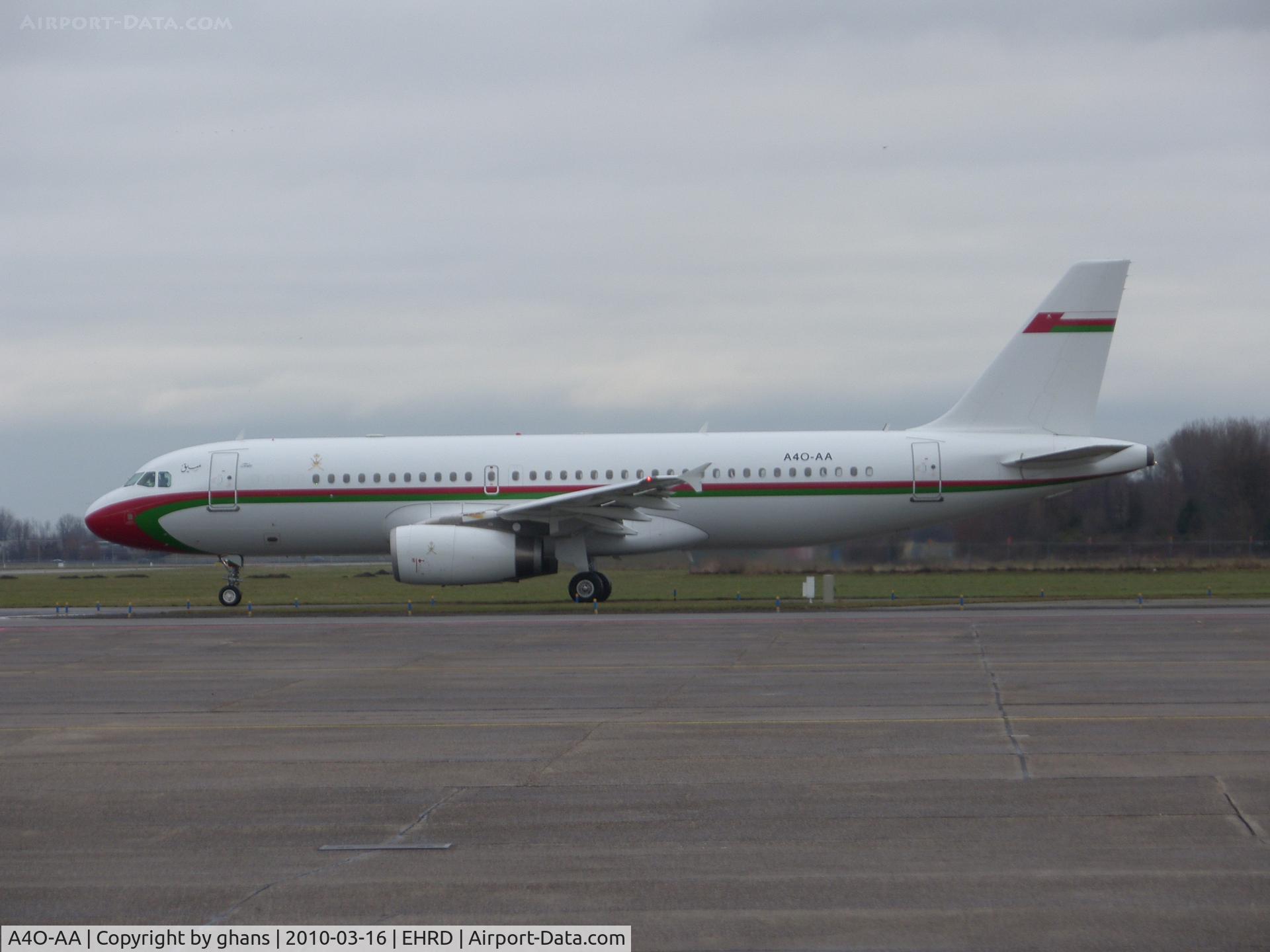 A4O-AA, 2005 Airbus A320-233 C/N 2566, Royal Flight of Oman