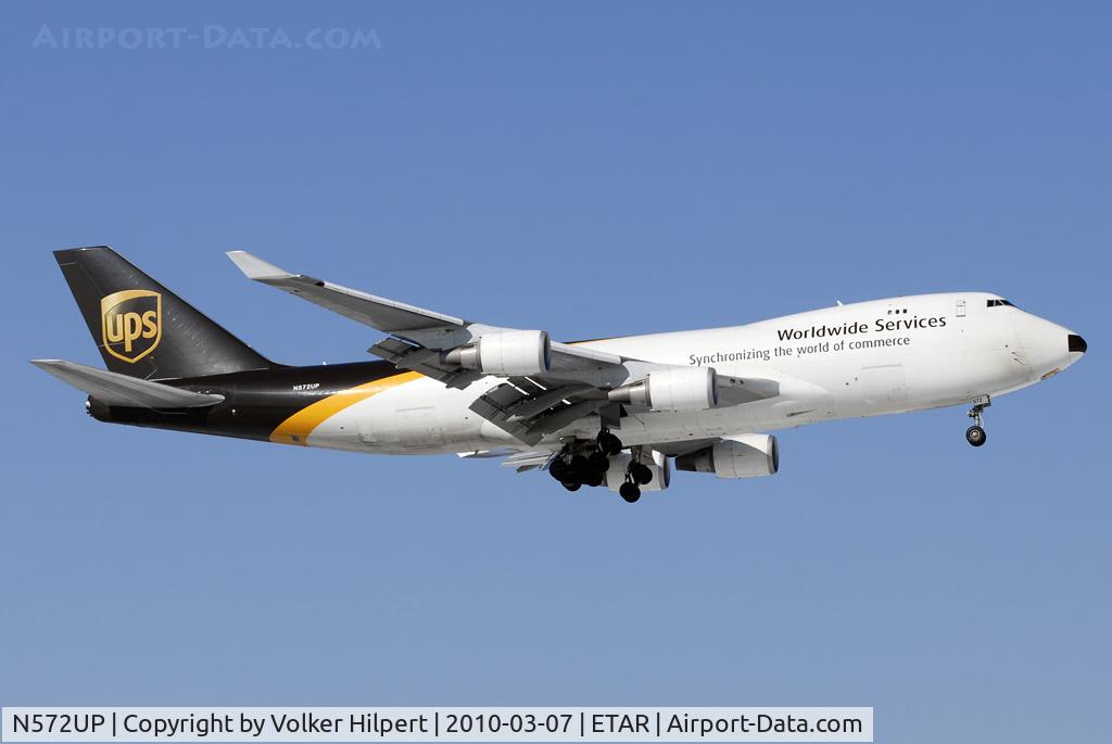 N572UP, 2007 Boeing 747-44AF C/N 35669, military charter flight