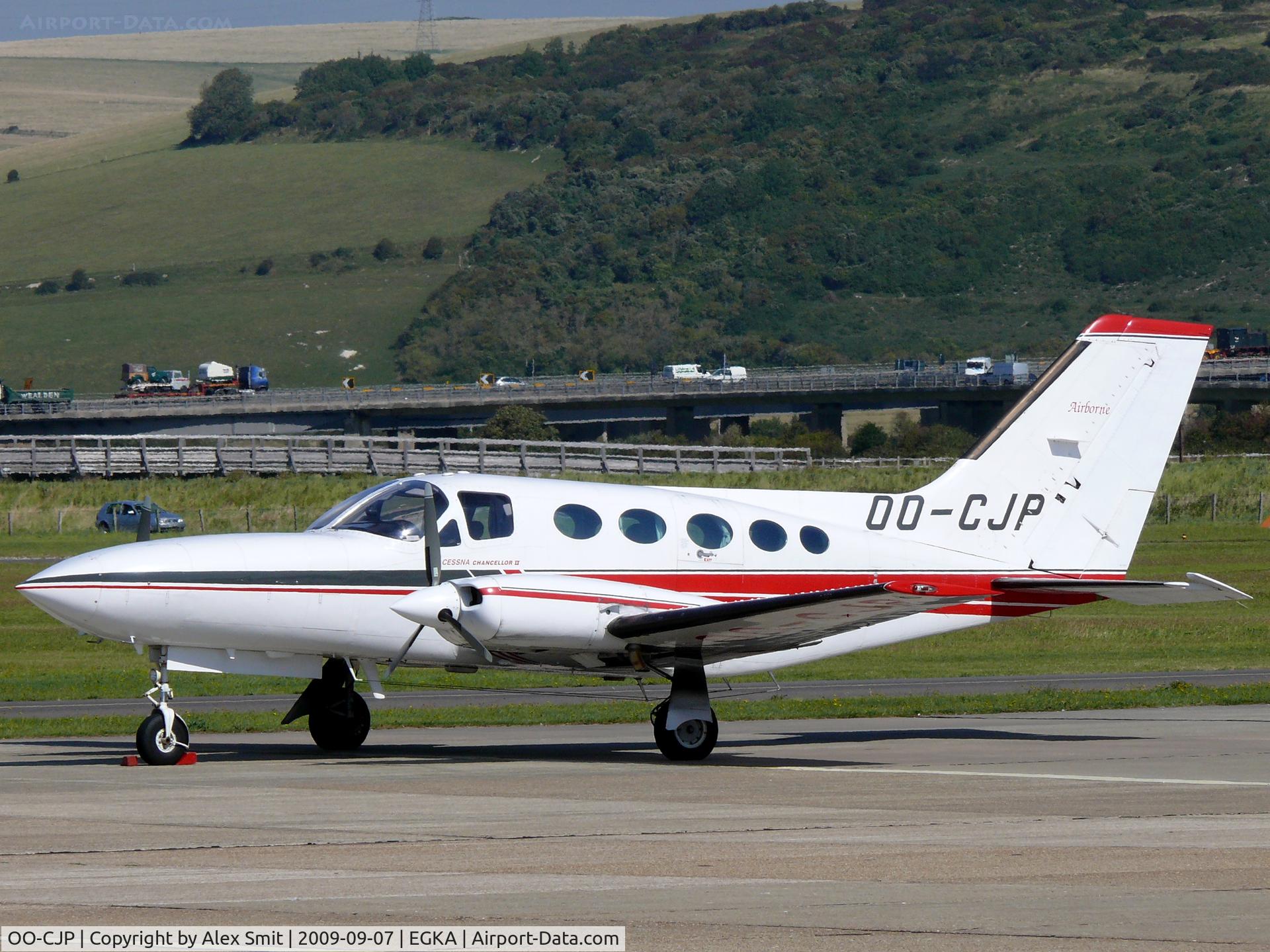 OO-CJP, 1979 Cessna 414A Chancellor C/N 414A-0229, Cessna C414A Chancellor II OO-CJP Airborne