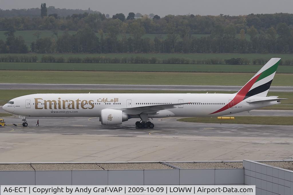 A6-ECT, 2009 Boeing 777-31H/ER C/N 35591, Emirates 777-300