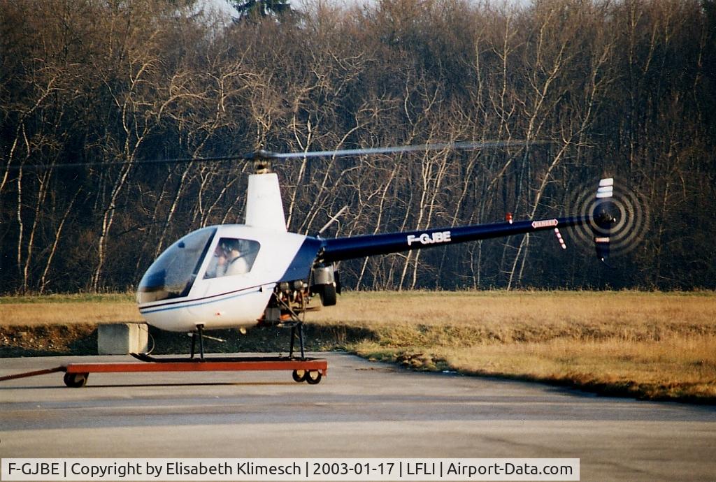 F-GJBE, Robinson R22 Beta C/N 1348, at Annemasse Airport