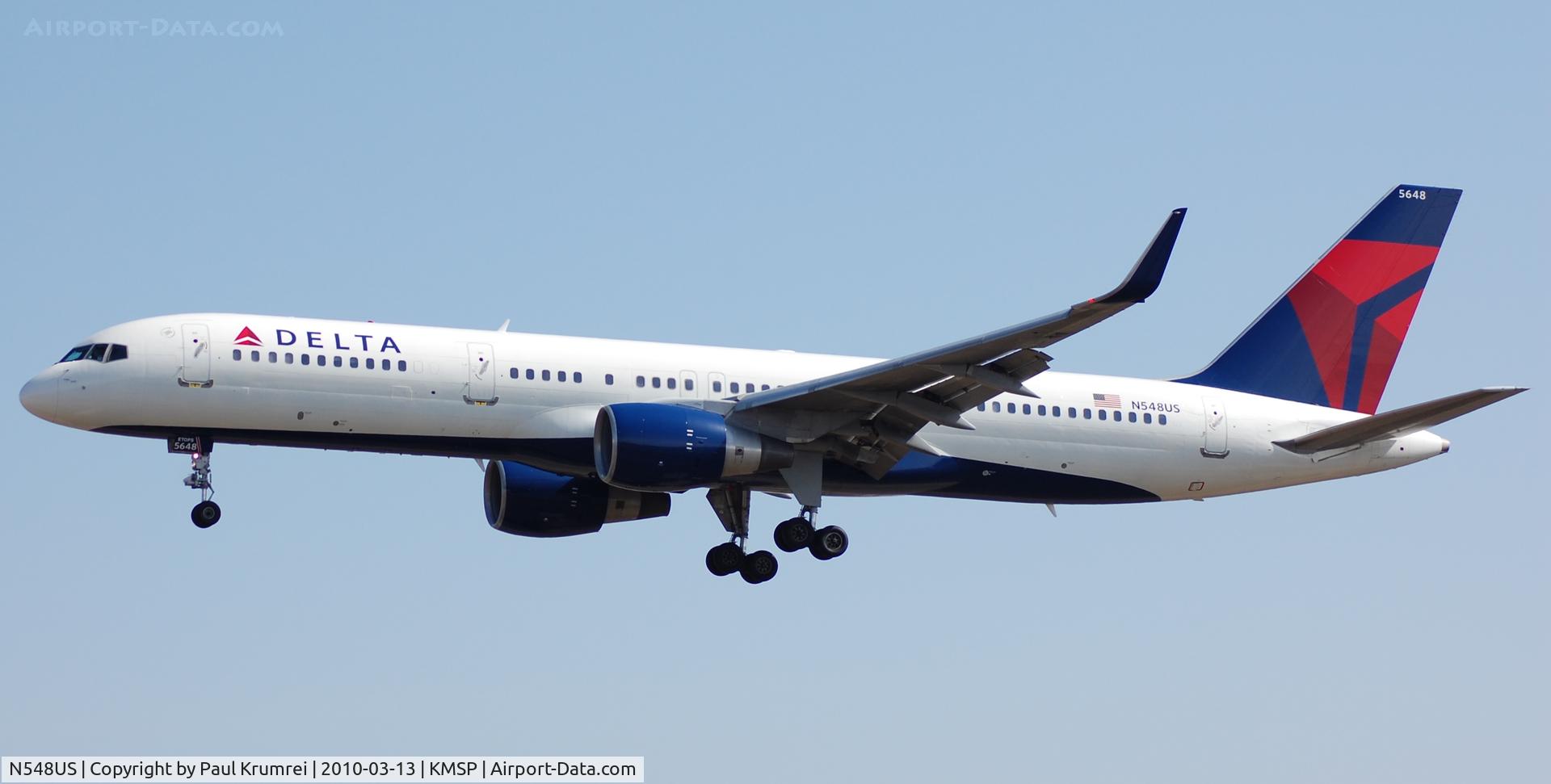 N548US, 1996 Boeing 757-251 C/N 26495, Minneapolis International Airport