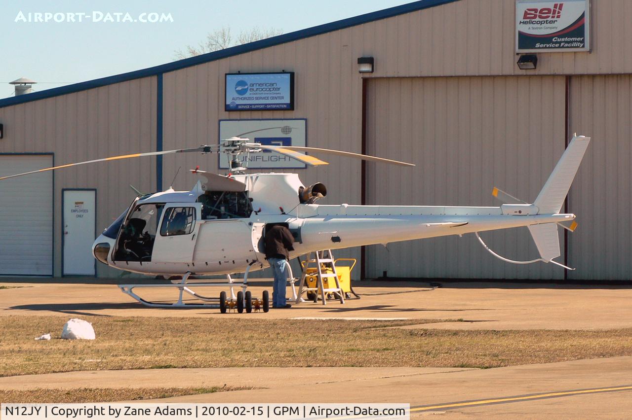 N12JY, Eurocopter AS-350B-2 Ecureuil C/N 4603, At Grand Prairie Municpal