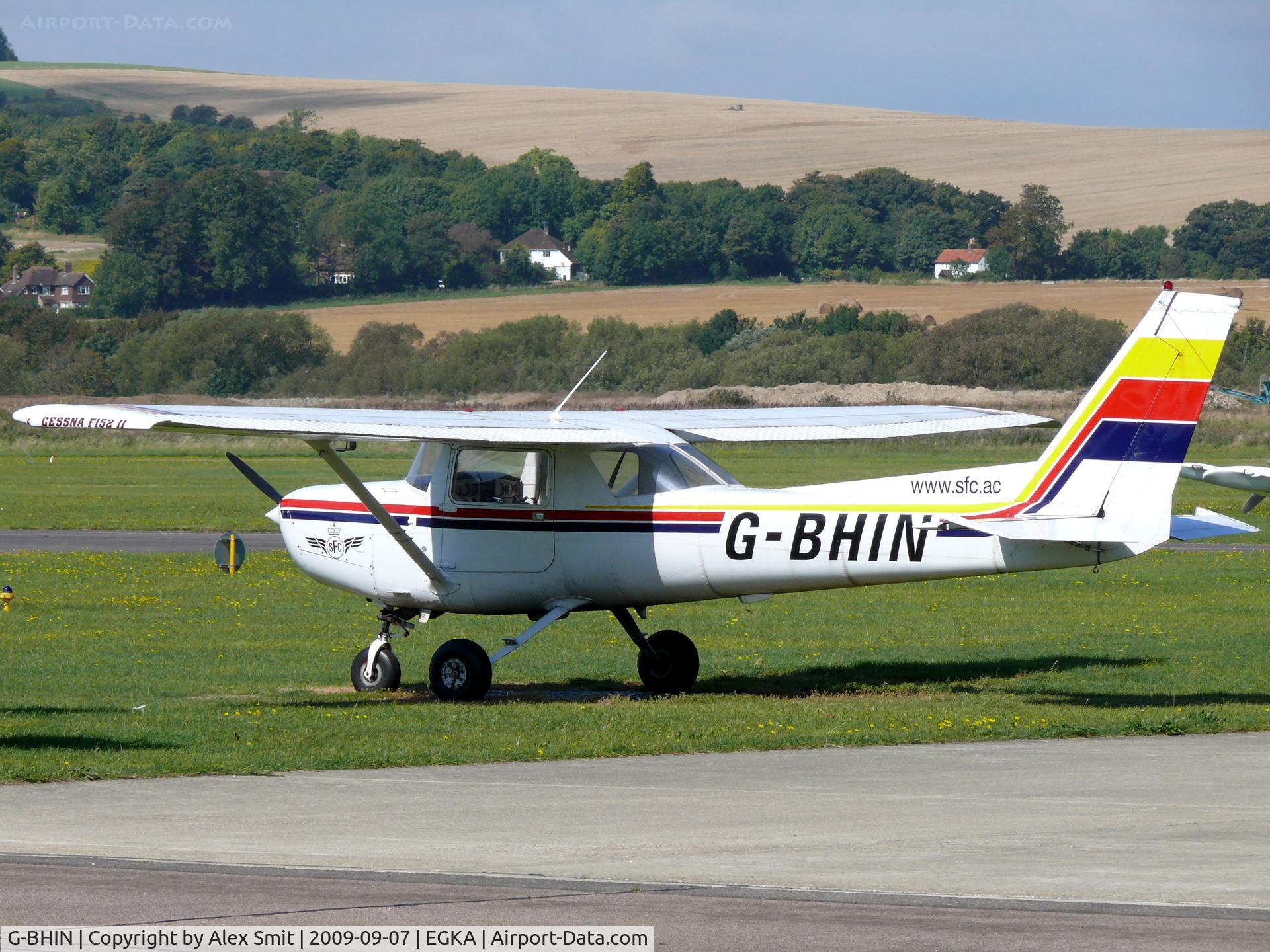 G-BHIN, 1980 Reims F152 C/N 1715, Cessna C152 G-BHIN Sussex Flying Club