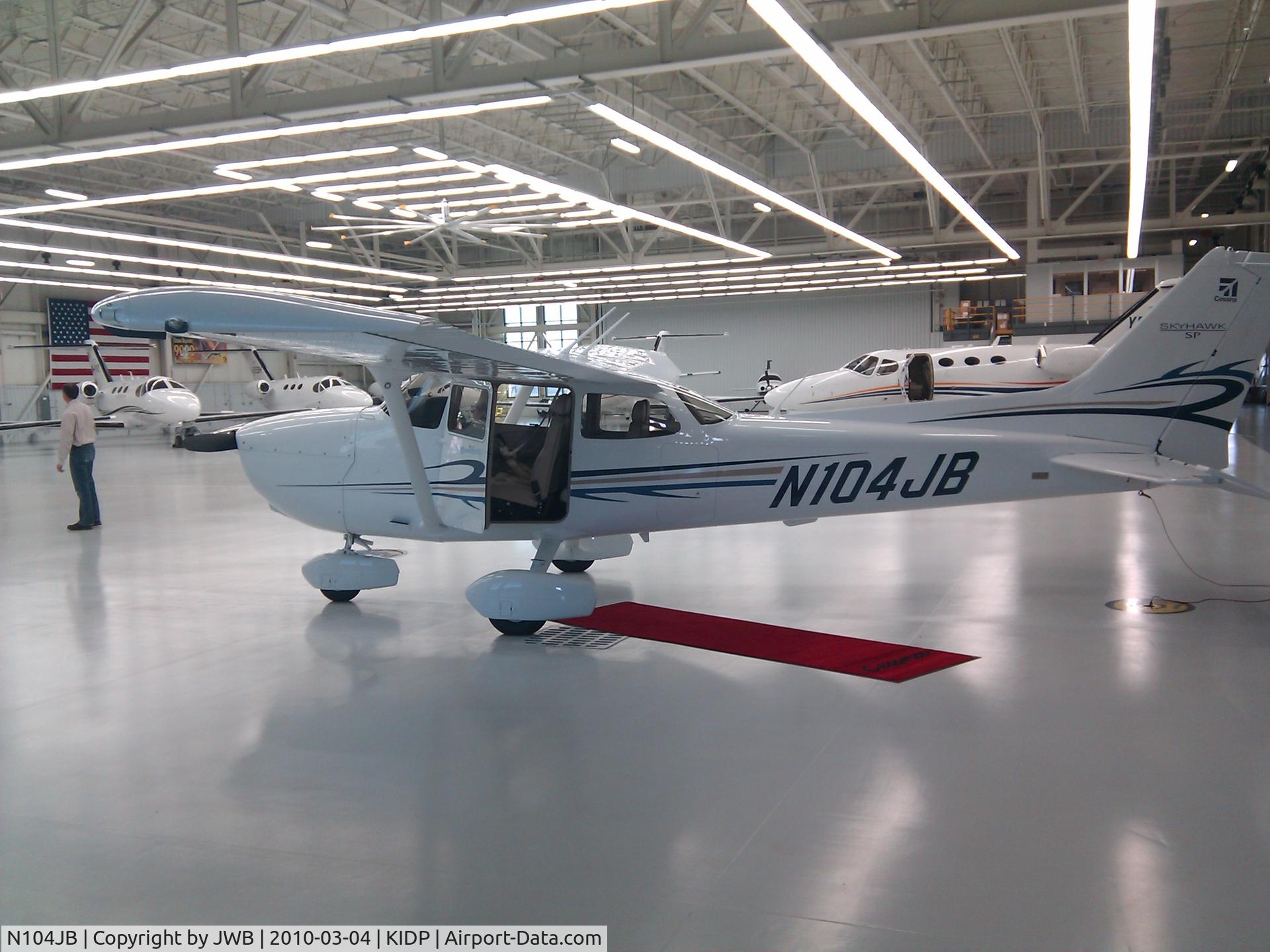 N104JB, 2010 Cessna 172S C/N 172S11023, Factory delivery