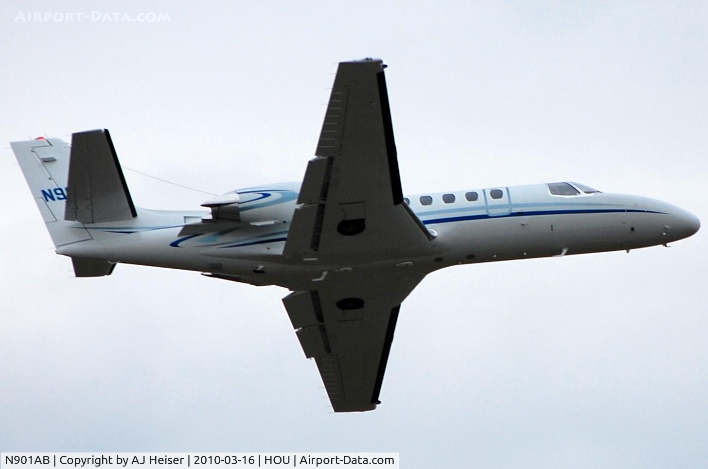N901AB, 1995 Cessna 560 C/N 560-0302, Takeoff rwy 12R