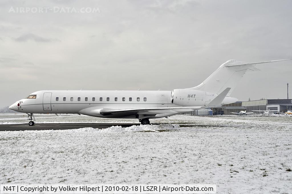 N4T, 2006 Bombardier BD-700-1A10 Global Express C/N 9195, at ach