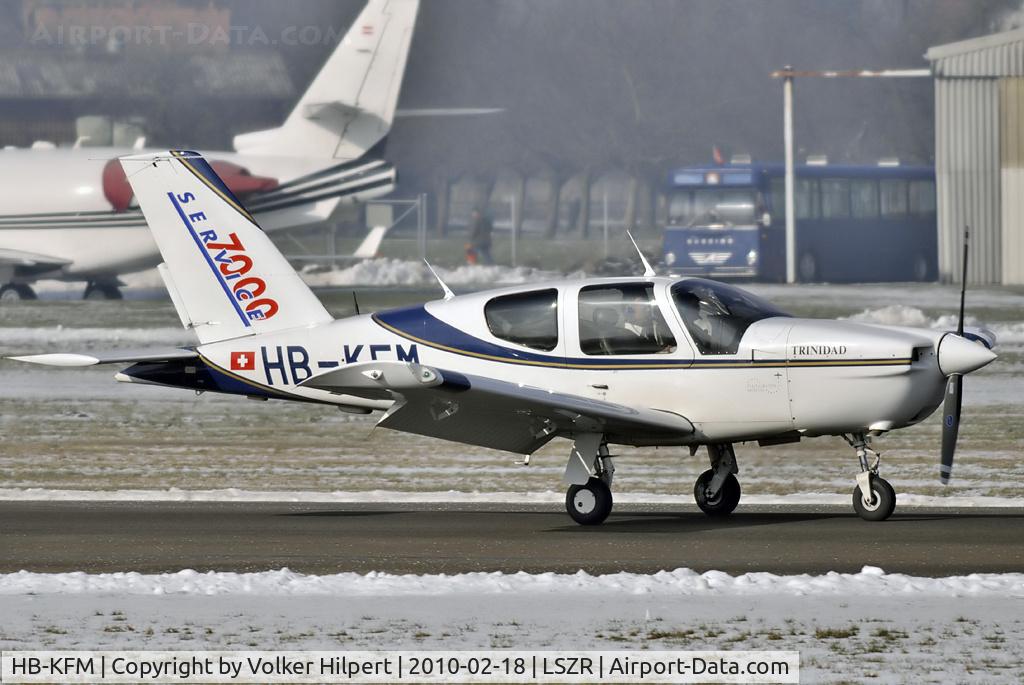 HB-KFM, 1999 Socata TB-20 Trinidad C/N 1921, at ach
