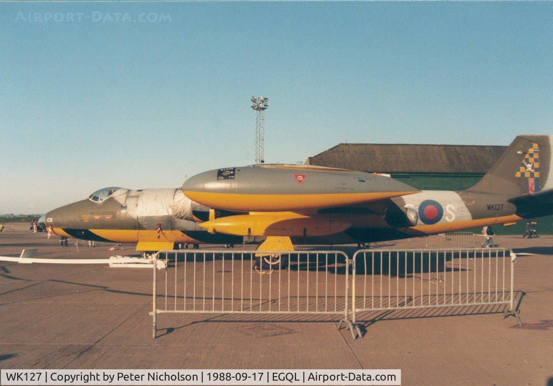 WK127, 1954 English Electric Canberra TT.18 C/N R3/EA3/6641, Canberra TT.18 of 100 Squadron at RAF Wyton on display at the 1988 RAF Leuchars Airshow.