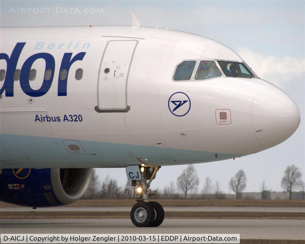 D-AICJ, 2001 Airbus A320-212 C/N 1402, Front unit of a german tourist carrier