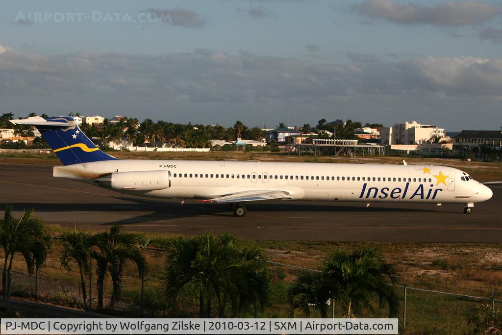 PJ-MDC, 1988 McDonnell Douglas MD-82 (DC-9-82) C/N 49434, visitor