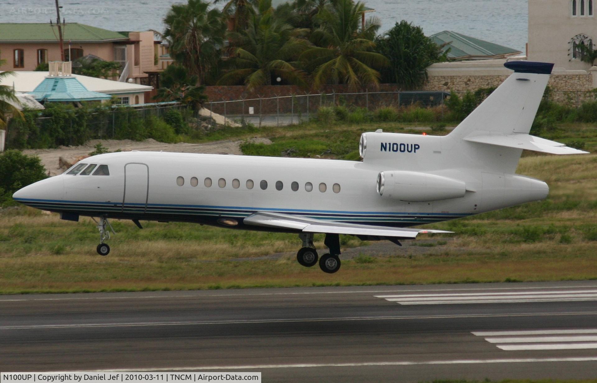 N100UP, 1988 Dassault Falcon 900 C/N 44, N100UP landing at TNCM runway 10